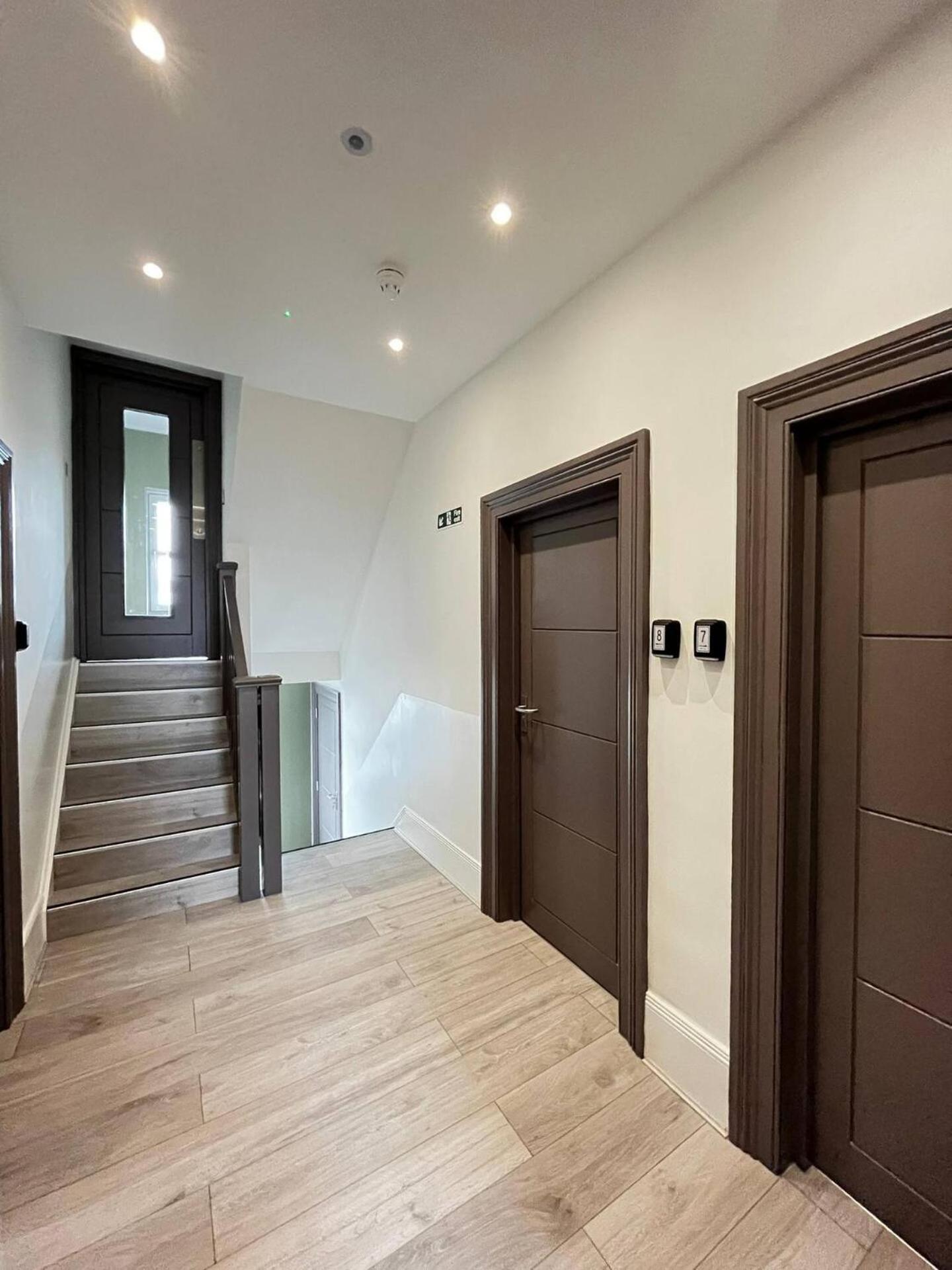 Apt 08 Beachside Beauty Central Studio Steps From Cafes Brighton Dış mekan fotoğraf